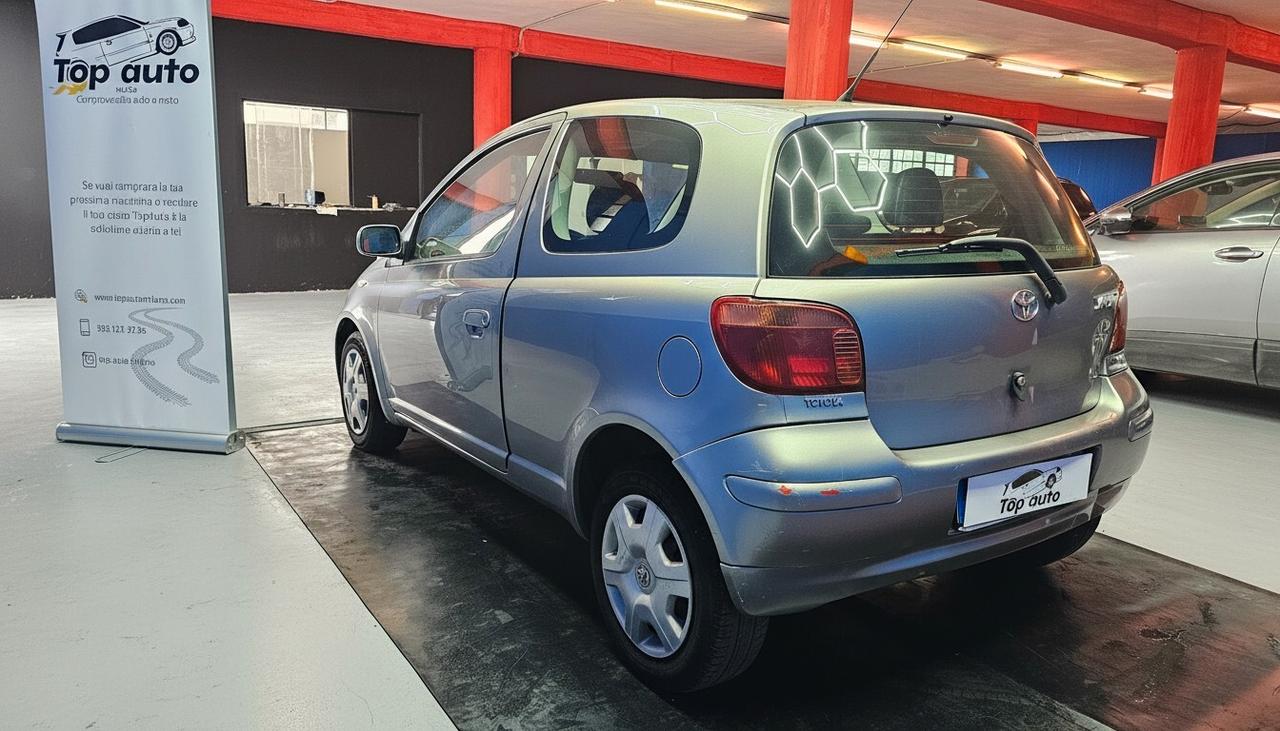 Toyota Yaris 1.0i 16V cat 5 porte