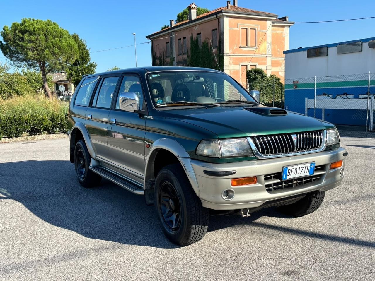 Mitsubishi Pajero Sport 2.5 TDI GLS