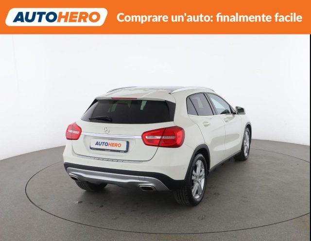 MERCEDES-BENZ GLA 200 d Automatic Sport