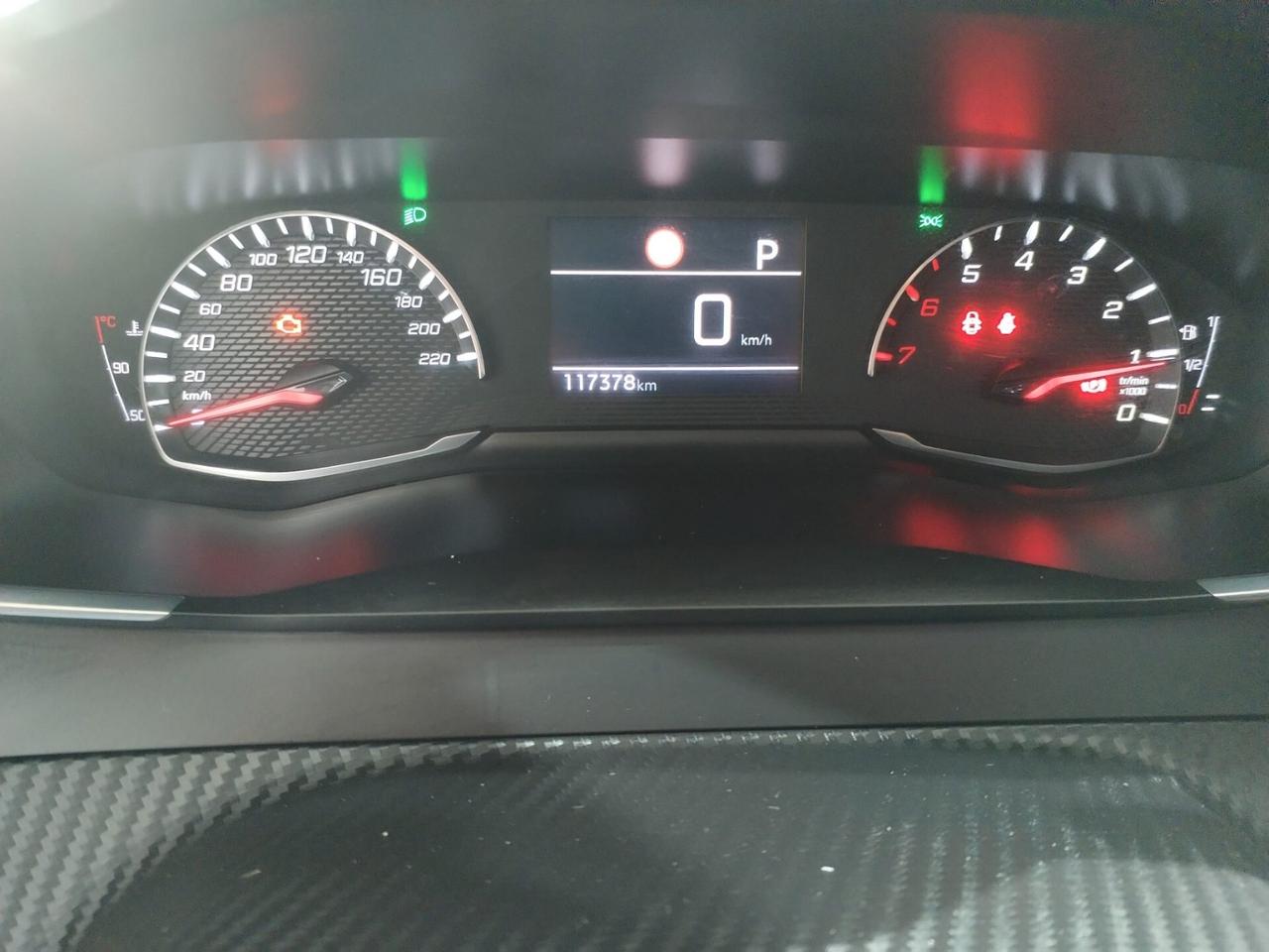 Peugeot 2008 BlueHDi 130 S&S EAT8 Allure