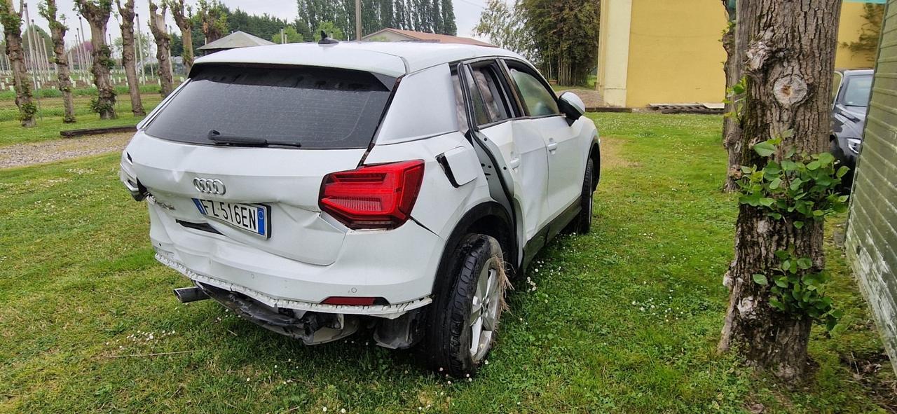 Audi Q2 30 TDI S tronic Business Design