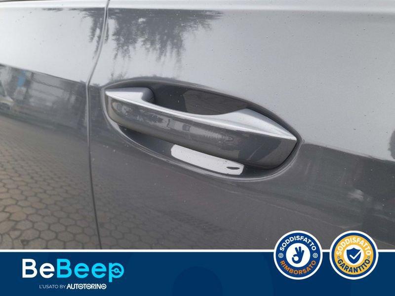 Volkswagen Golf 1.5 ETSI EVO R-LINE 150CV DSG