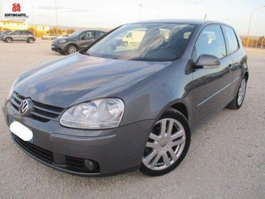 VW Golf 2.0 16V TDI 4mot. 3p. Sportline-2006