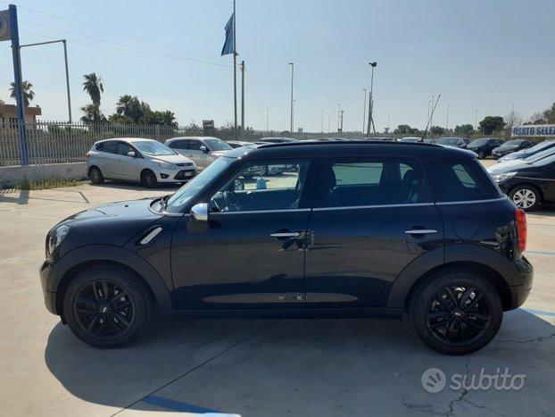 MINI COUNTRYMAN COOPER 1.6 D 110CV