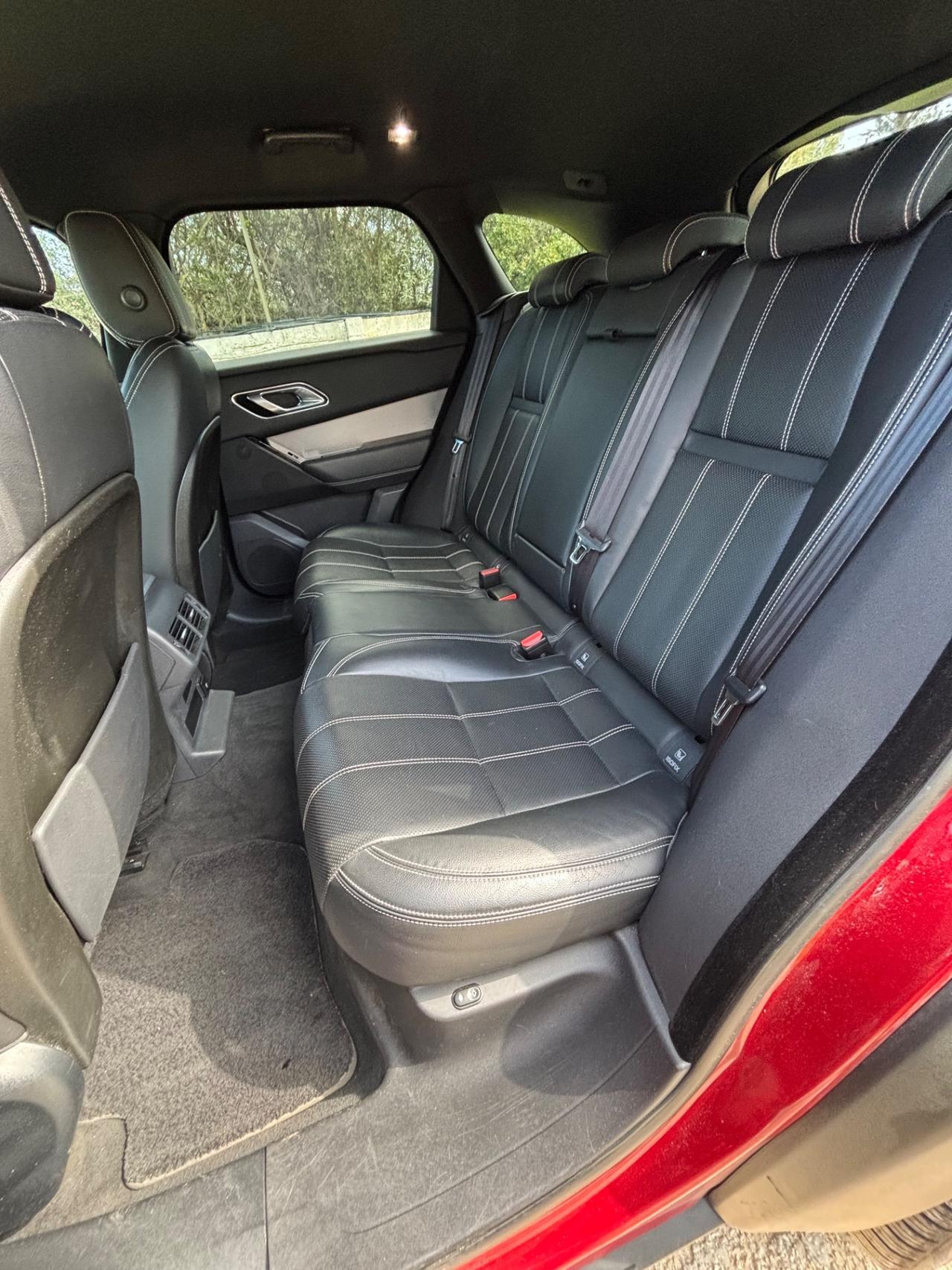 Land Rover Range Velar 2.0D I4 240 CV R-Dynamic S