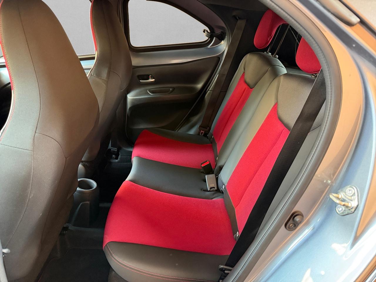 Toyota Aygo X 1.0 Undercover 72cv s-cvt Automatico