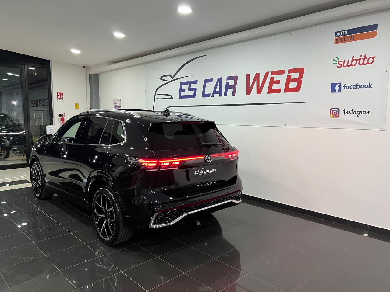 VOLKSWAGEN Tiguan 2.0 TDI DSG R-Line Plus 150 cv