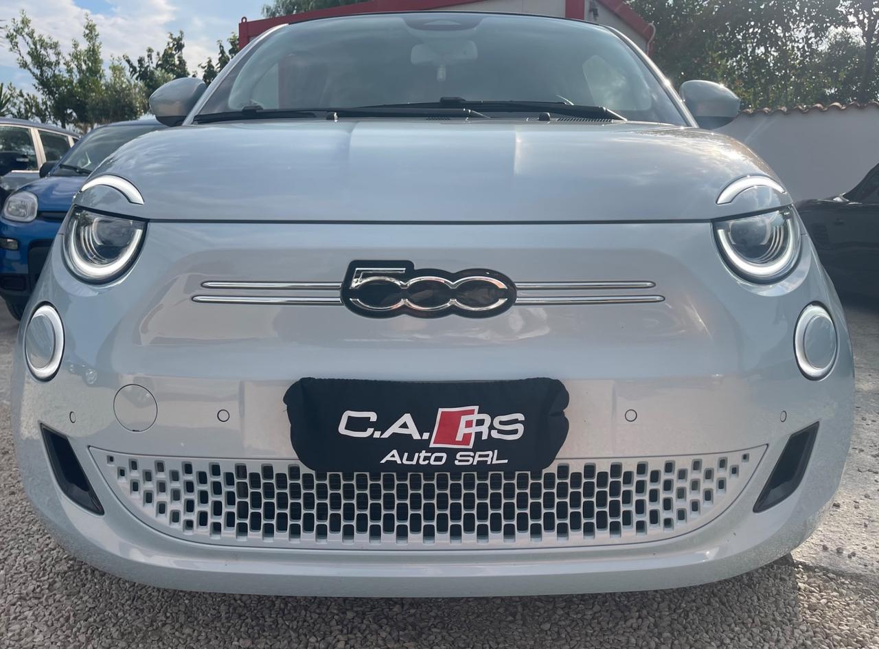 Fiat 500 Cabrio Icon+