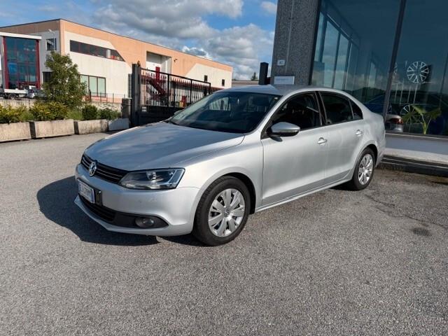 Volkswagen Jetta 1.6 TDI DSG BlueMotion Technology
