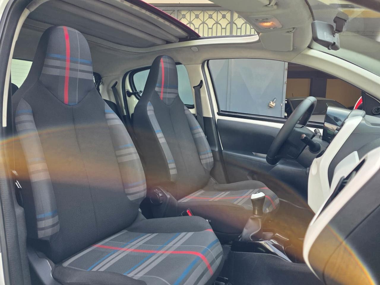 Peugeot 108 VTi 68 5 porte Active TOP!