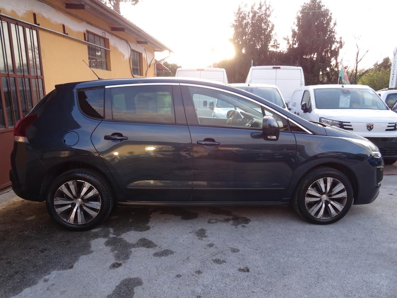 Peugeot 3008 1.6 HDi 115CV Business