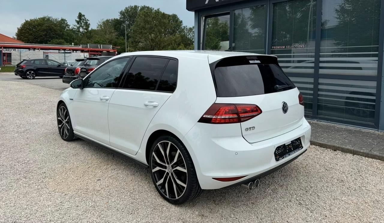 Volkswagen Golf 7 GTD 2.0 TDI 184cv S&S