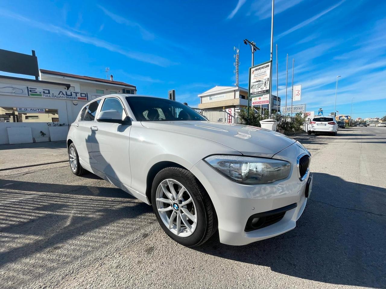 Bmw 116 116d 5p. Advantage