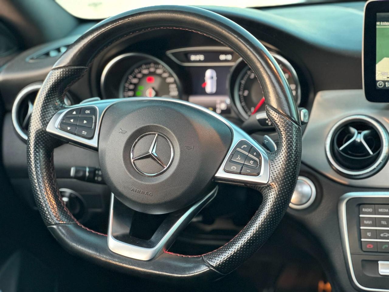 Mercedes CLA 220 4Matic Autom Premium TETTO/FULL