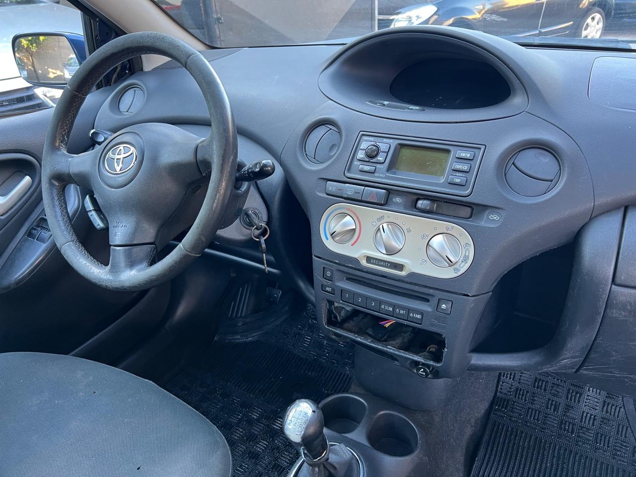 Toyota Yaris 1.0i 16V cat 5 porte Blue
