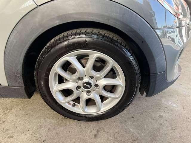MINI Cooper D Mini IV F55-F56 2014 1.5 Business 5p