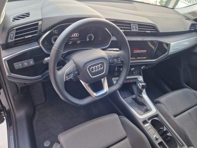 AUDI Q3 45 TFSI e S tronic Identity Black Sline da ?499,00