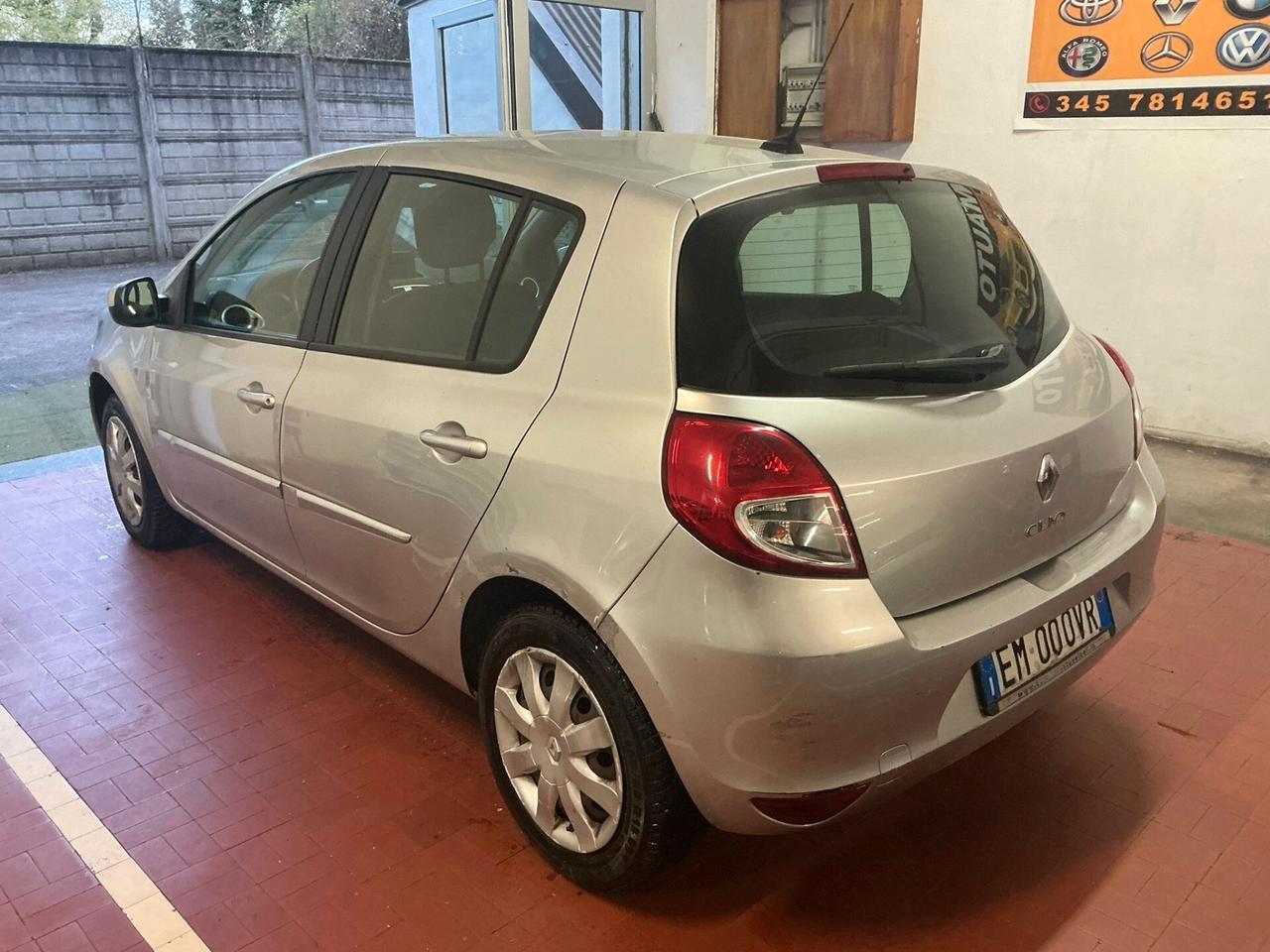 Renault Clio 1.2 16V 5 porte GPL Yahoo! 2012