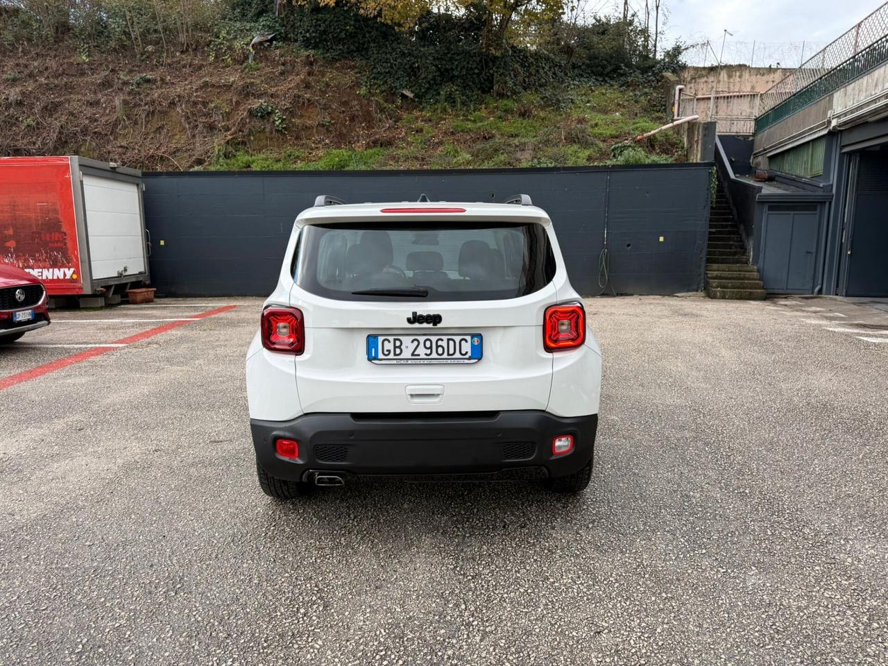 Jeep Renegade 1.6 Mjt 120 CV Night Eagle