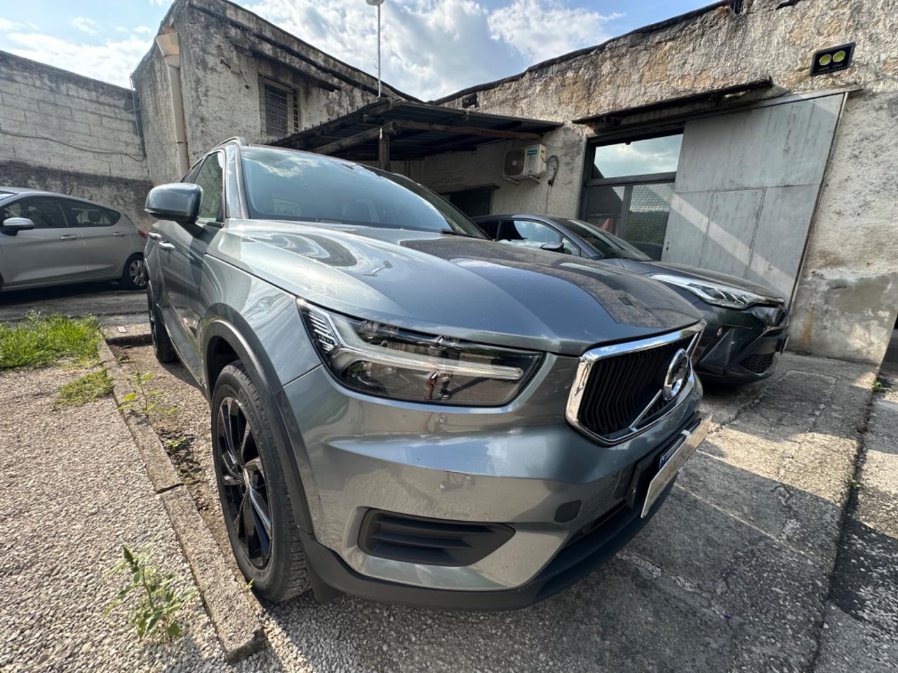 Volvo XC40 D3 MOTORE NUOVO
