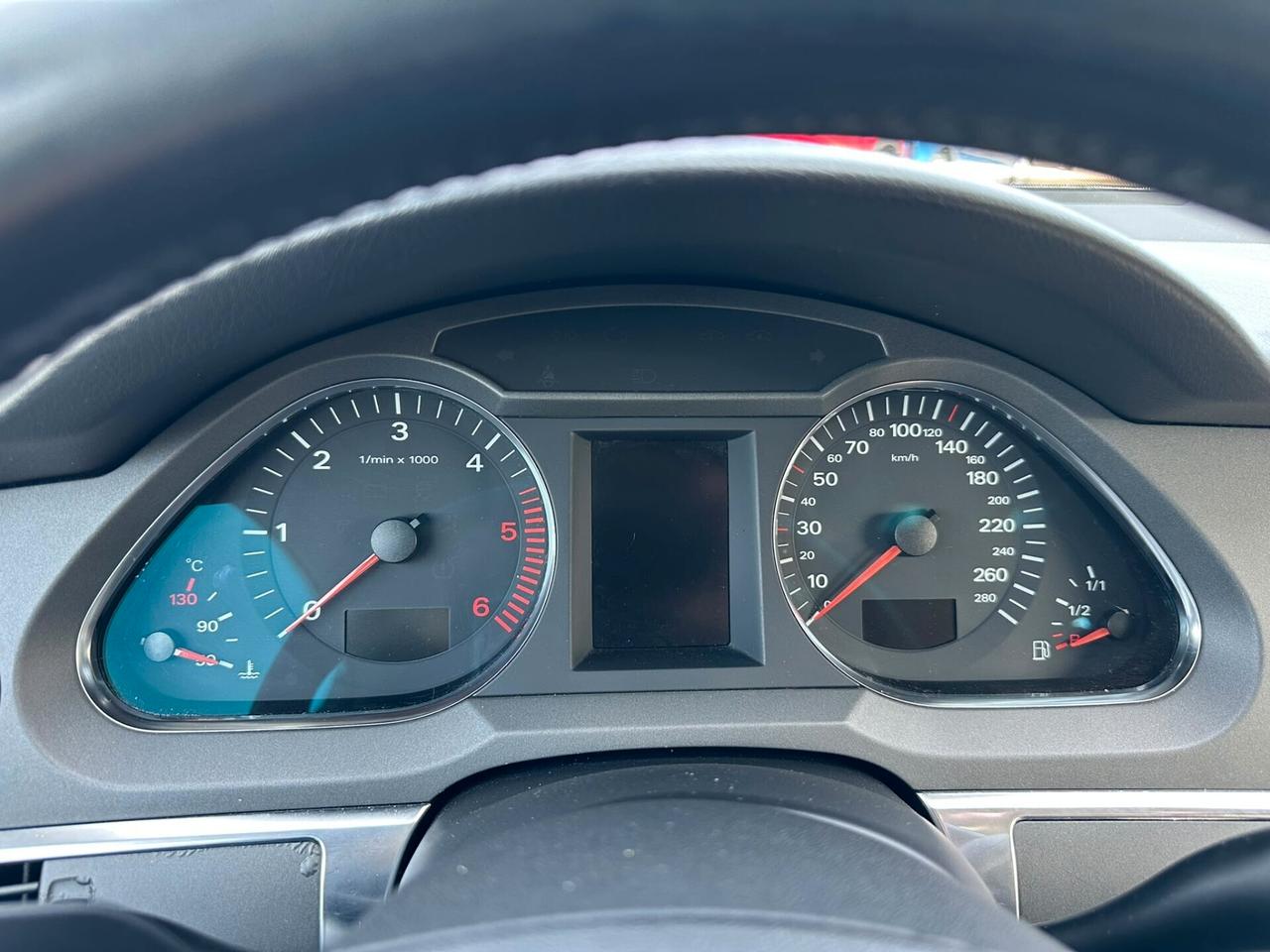 Audi A6 Avant 3.0 V6 TDI quattro