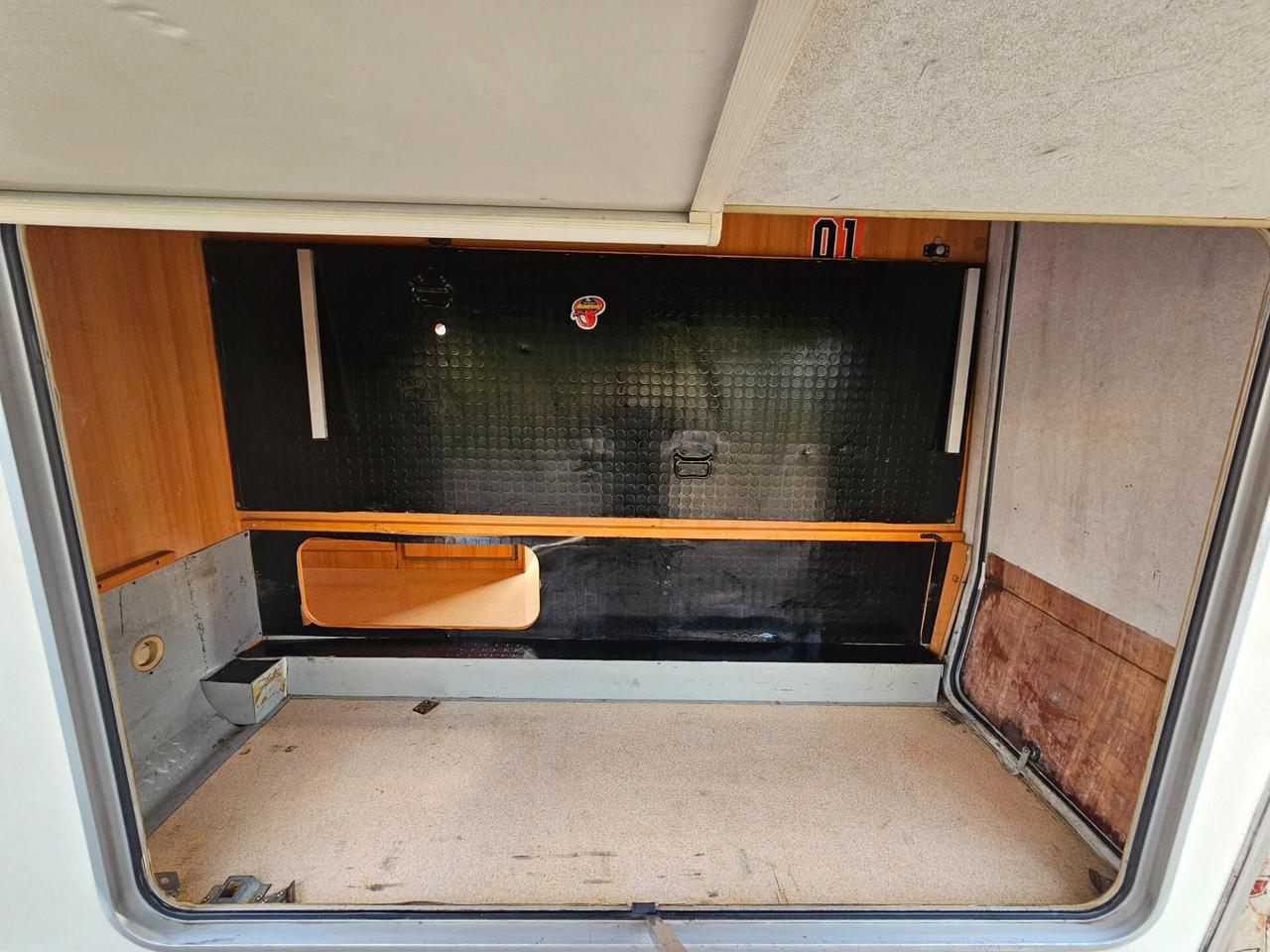 CAMPER ELNAGH MARLIN 7 POSTI GARAGE