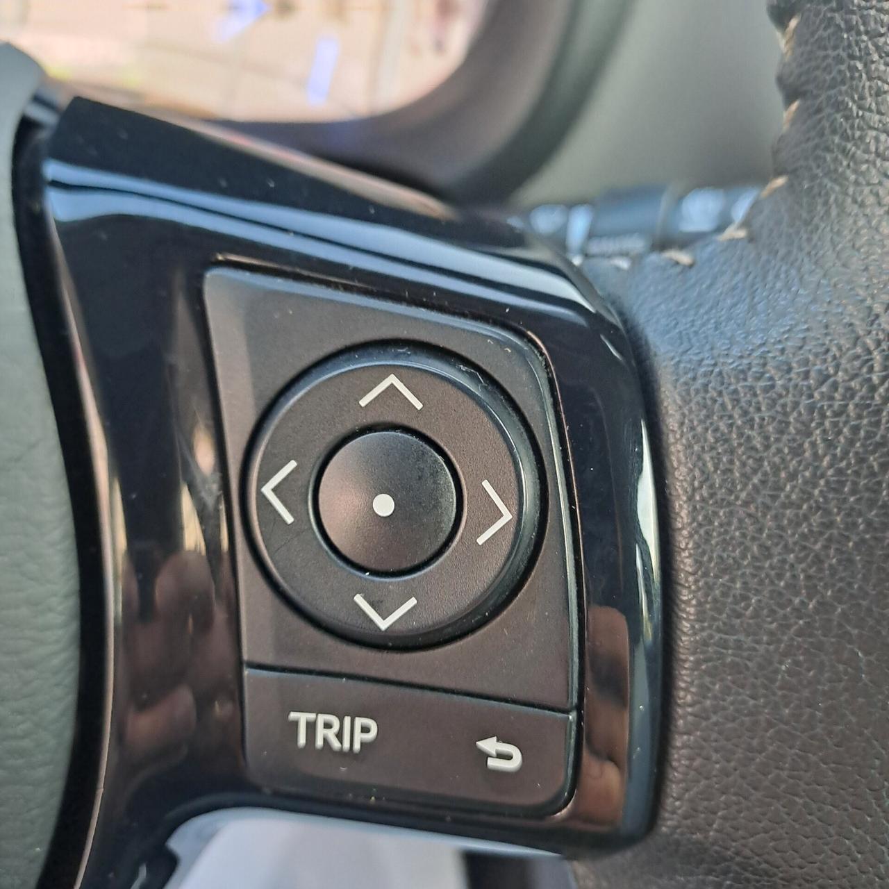 Toyota Yaris 1.5 Hybrid 73cv Business