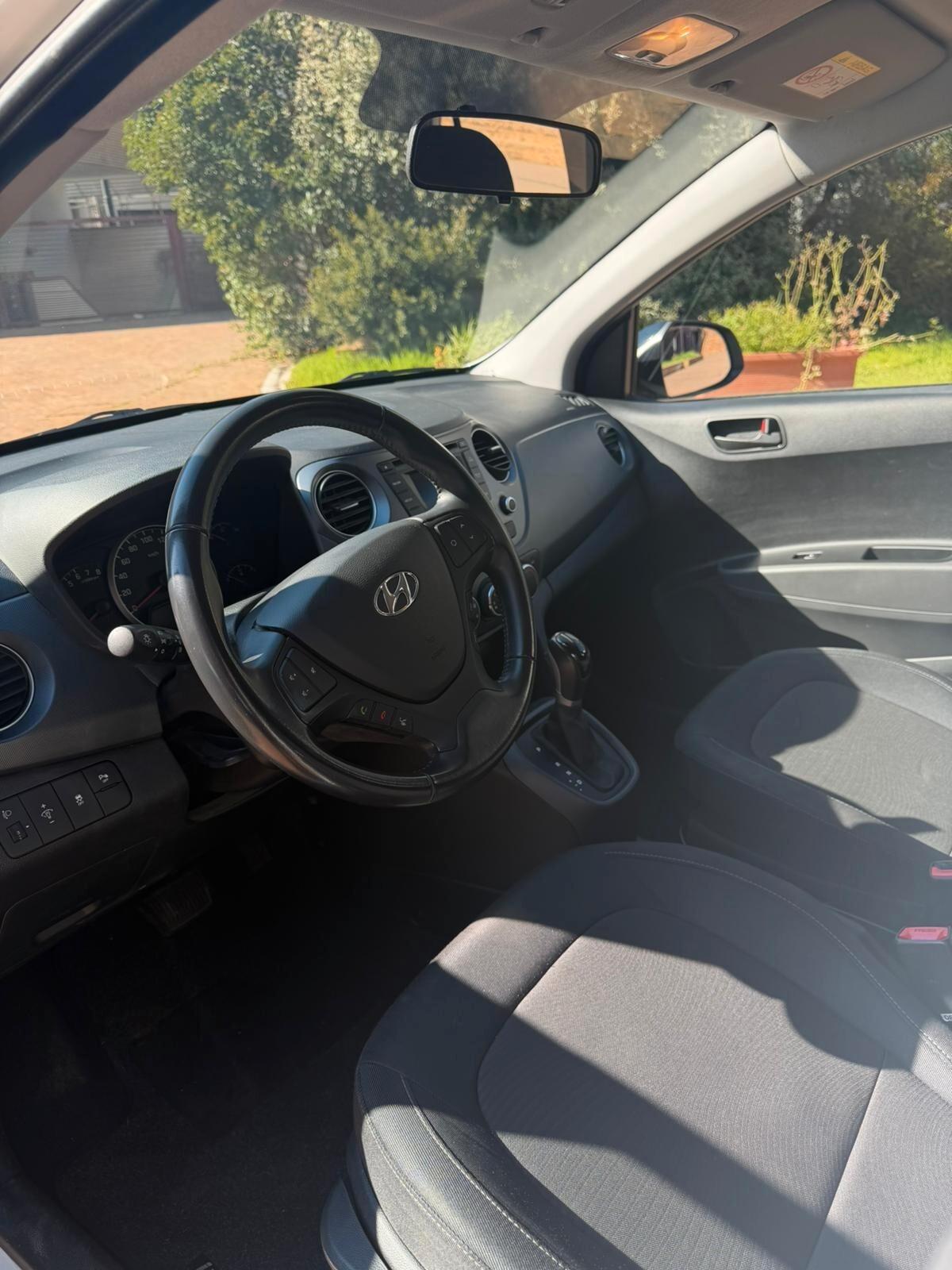 Hyundai i10 1.0 MPI Login A/T