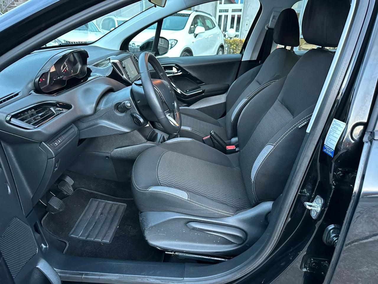 Peugeot 208 BlueHDi 75 5 porte Allure