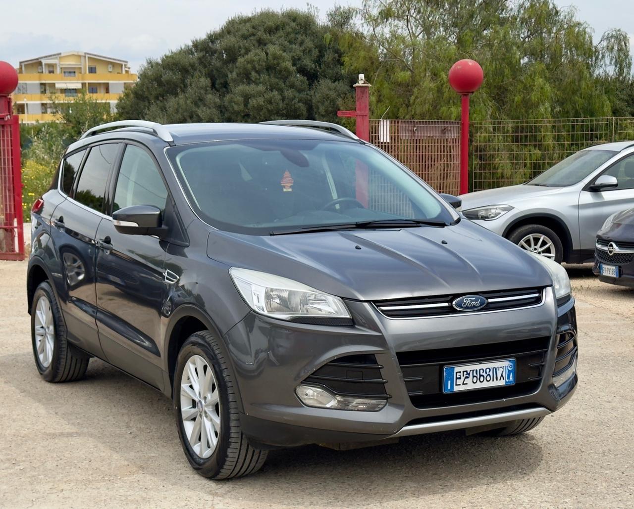 Ford Kuga 2.0 TDCI 120 CV S&S 2WD Titanium