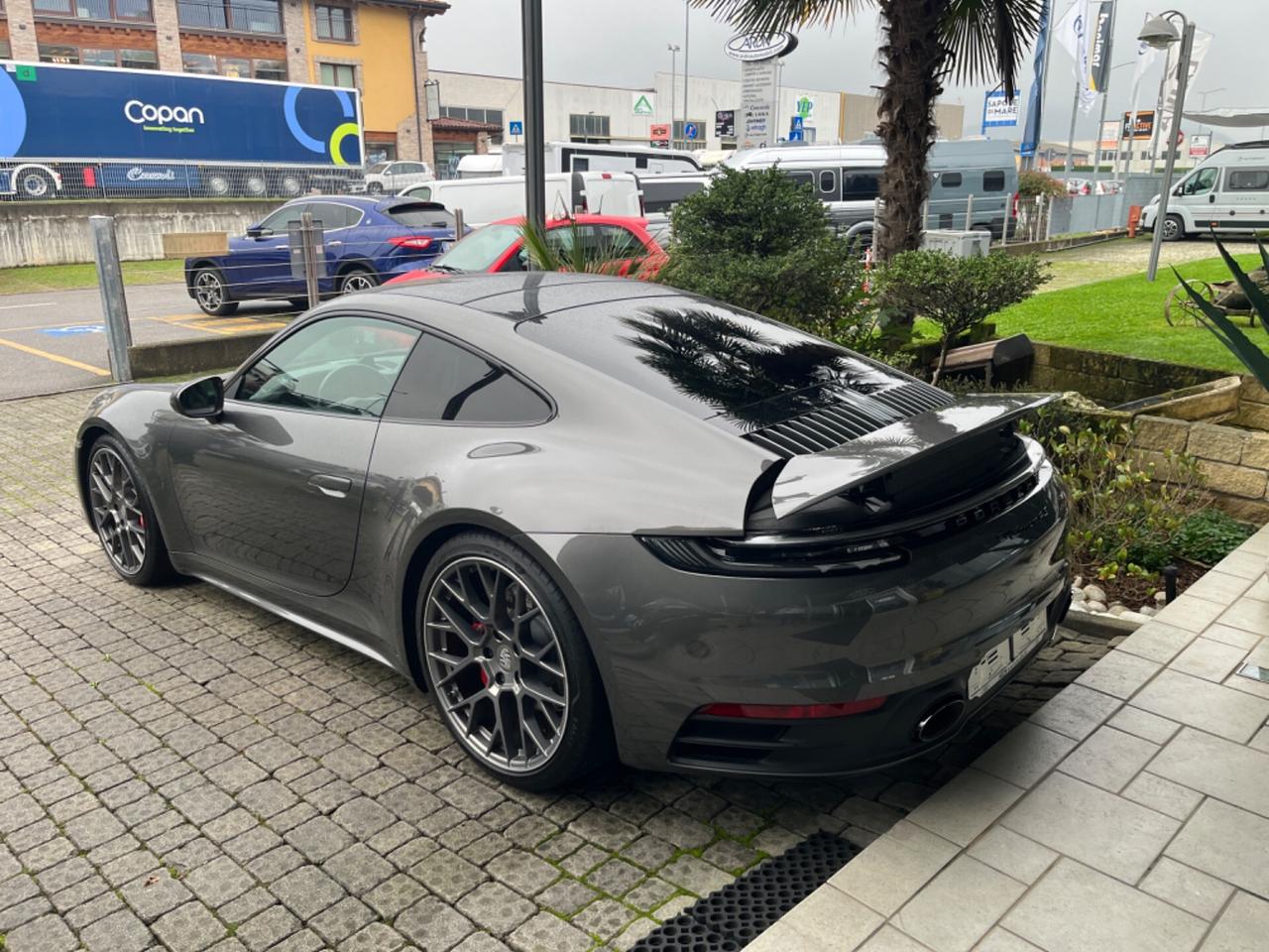 Porsche 911 Carrera 992 4S