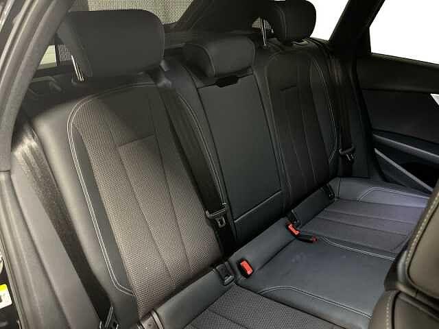 Audi A4 Avant 40 TDI quattro S tronic S line edition