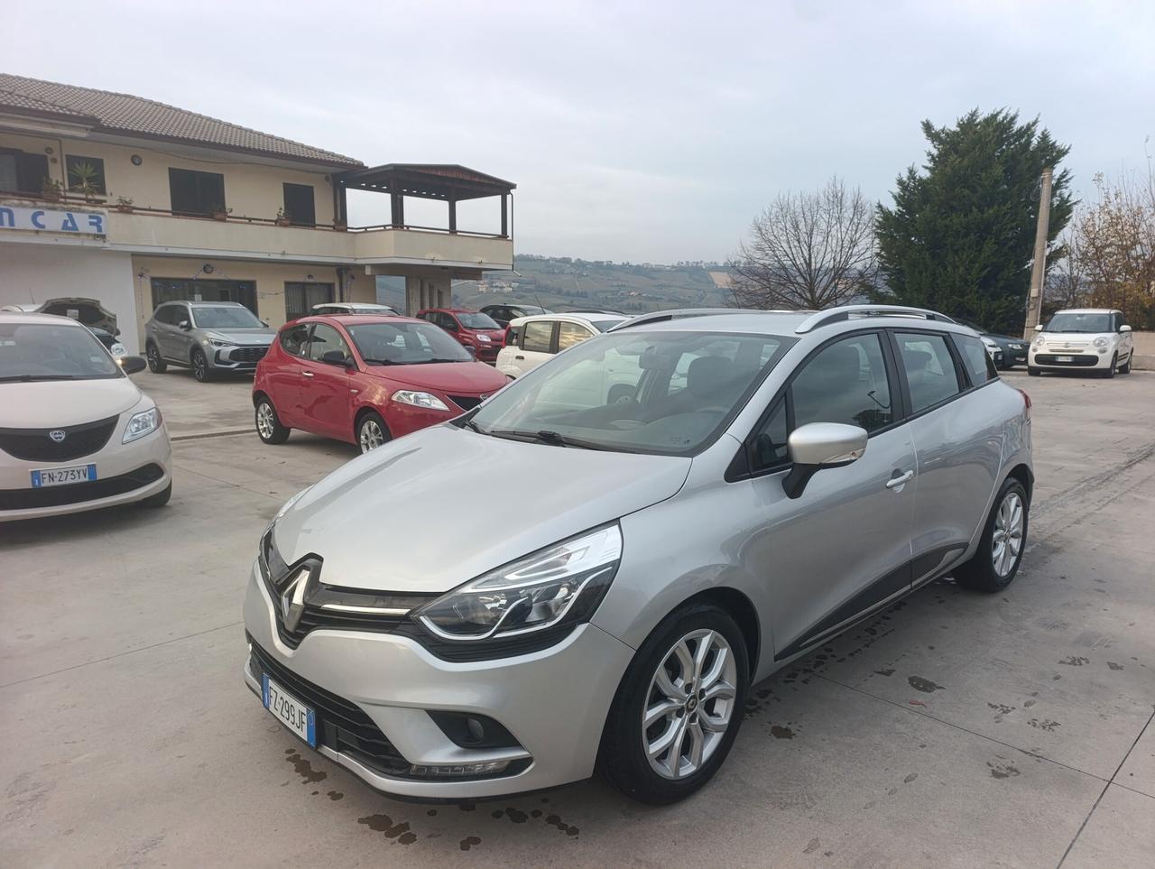 Renault Clio Sporter dCi 8V 90 CV EDC Business