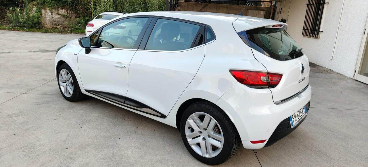 Renault Clio dCi 8V 90 CV 5 porte Duel