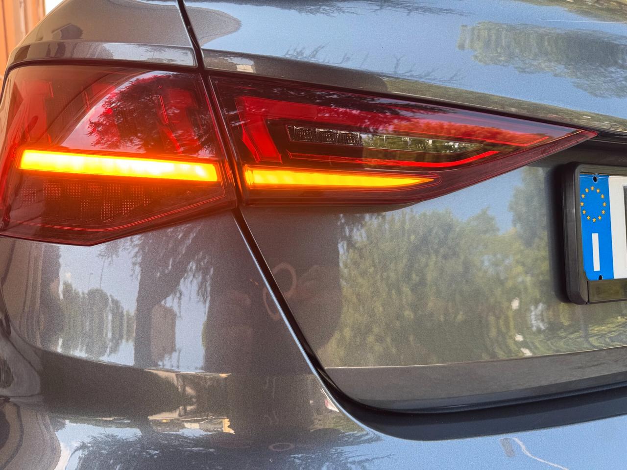 Audi A3 Sedan 35 TDI S tronic line edition