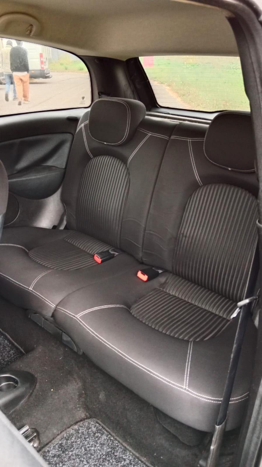Lancia Ypsilon 1.4 16V Sport MomoDesign
