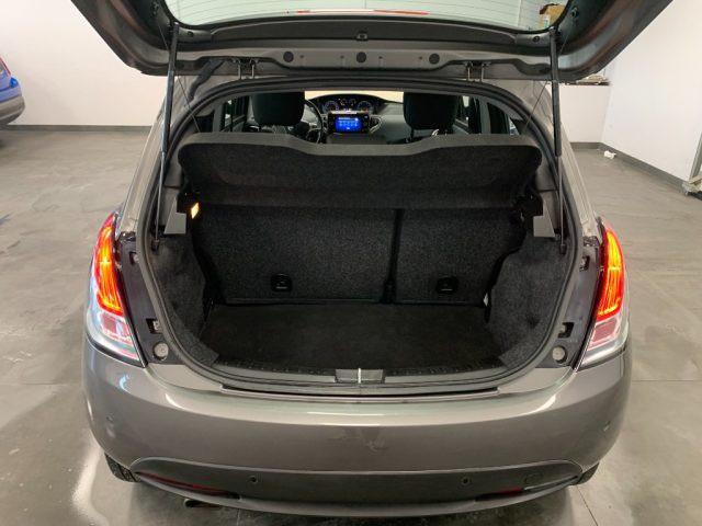 LANCIA Ypsilon 1.0 Benzina Hybrid Ecochic Gold 5 Porte