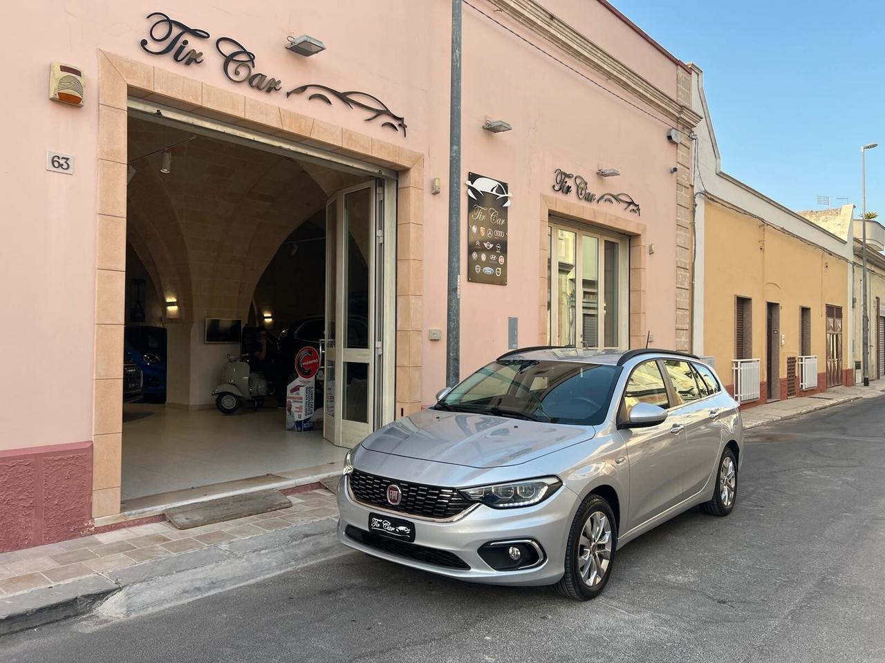 FIAT TIPO SW 1.6 MJT 120CV LOUNGE NAVI CRUISE OK NEOPATENTATI ANNO 2020