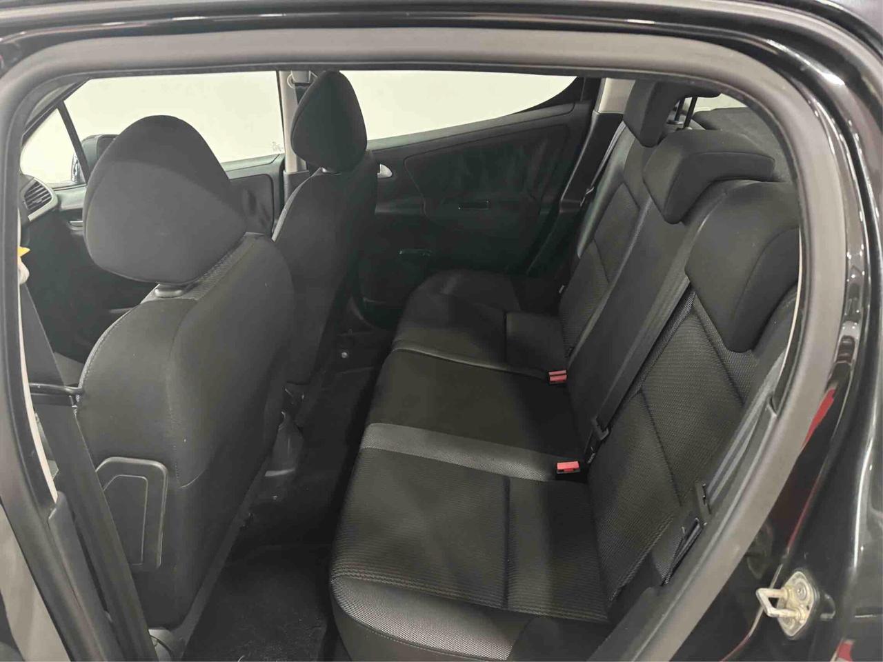 Peugeot 207 1.4 8V 75CV 5p. Energie