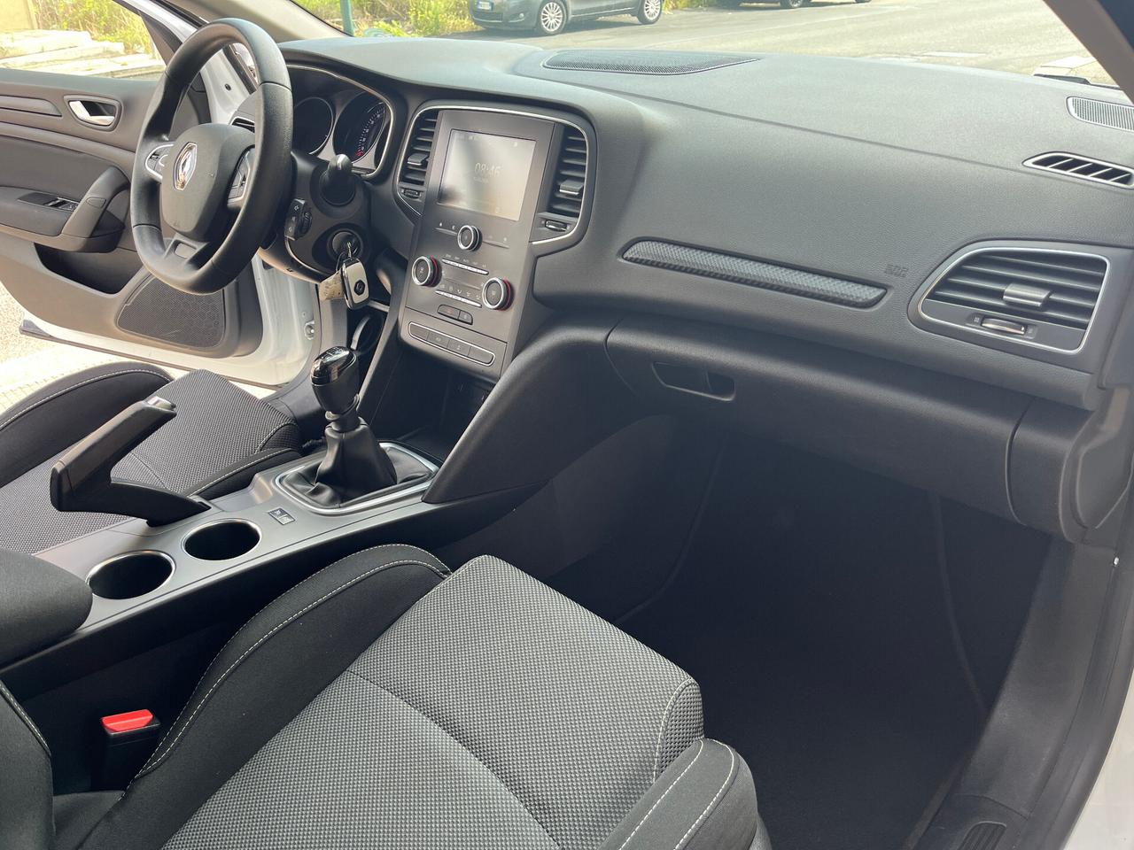 Renault Megane Sporter Blue dCi 115 CV Duel