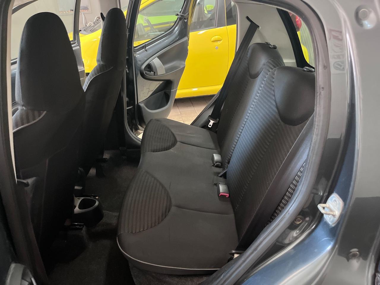 Peugeot 107 1.0 68CV 5p optional 2012