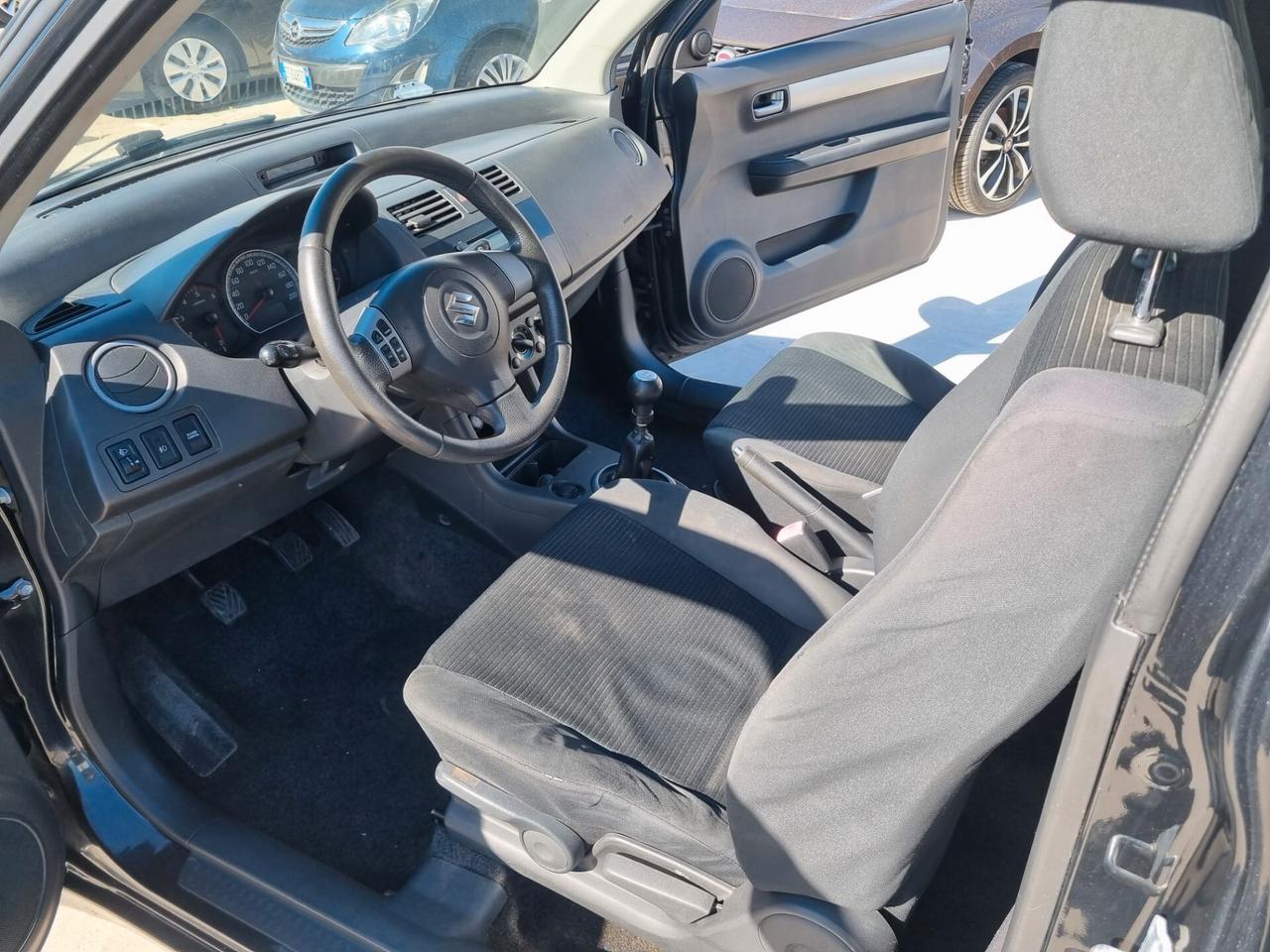 Suzuki Swift 1.3 DDiS 75CV 3p. GL Safety Pack