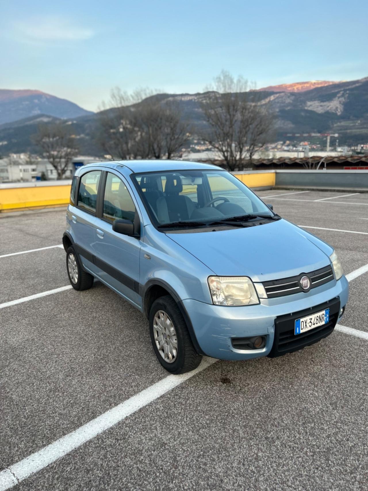 Fiat Panda 1.2 4x4 Climbing Neopatentati