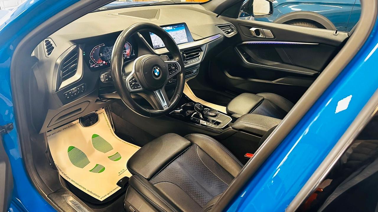 Bmw 118 118d 5p. Msport