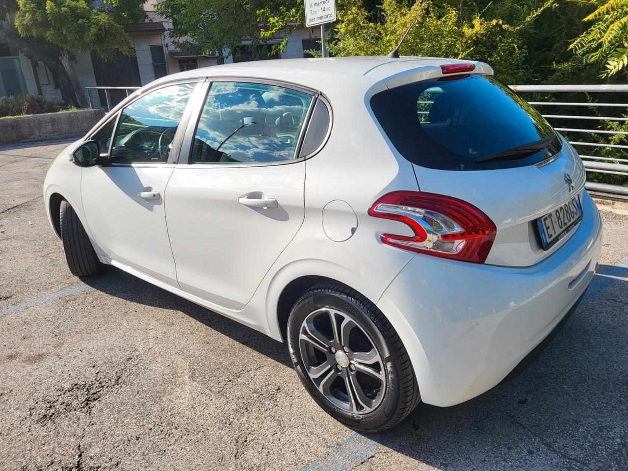 Peugeot 208 1.4 HDI-CINTA DISTRIBUZ. E TAGLIANDO