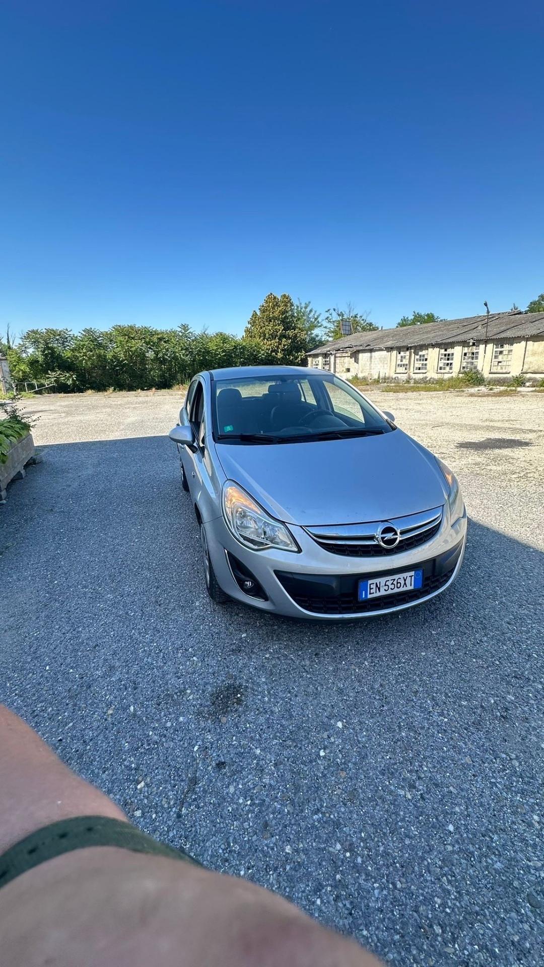 Opel Corsa 1.2 5 porte Edition