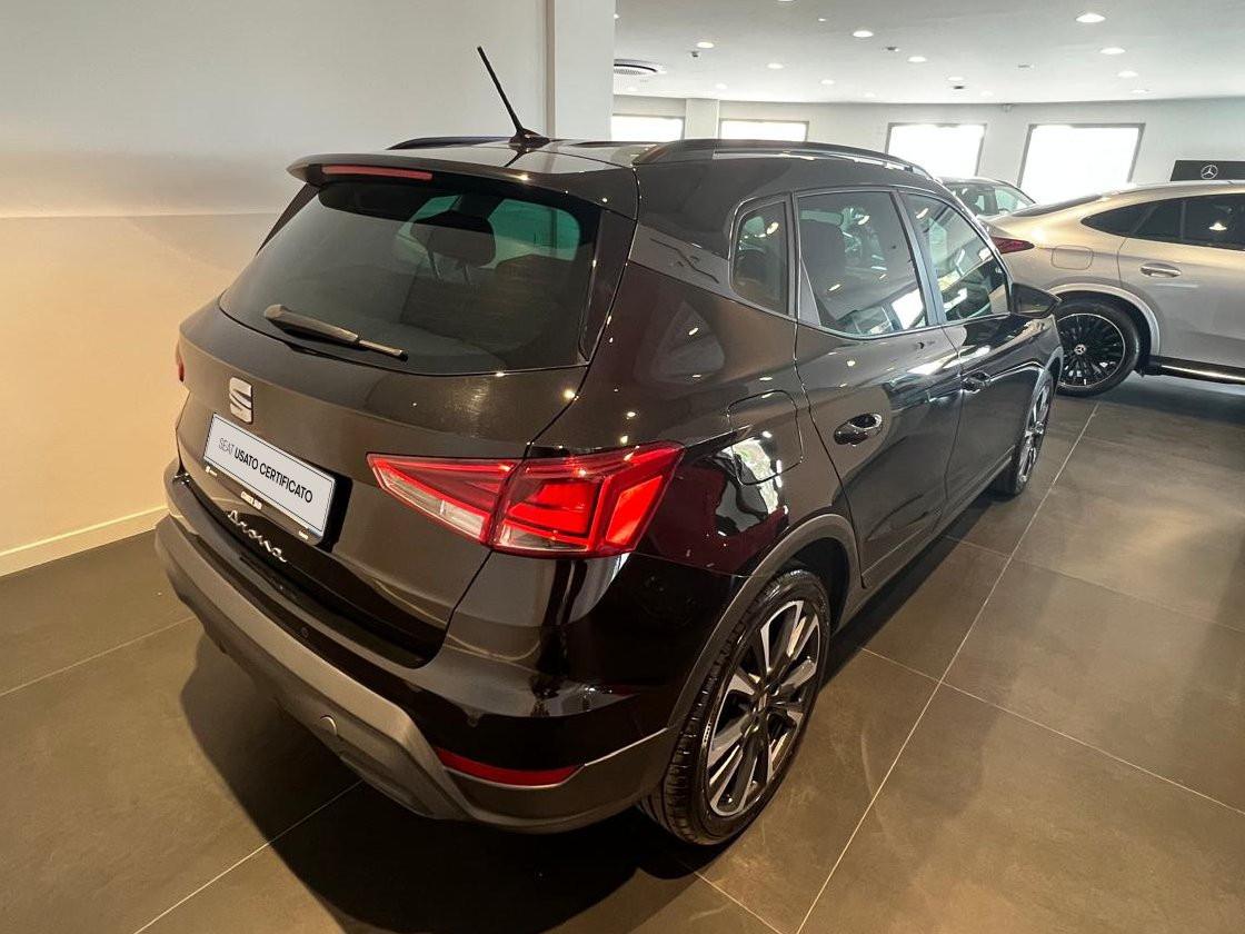 SEAT Arona 2022 - Arona 1.0 ecotsi Black Edition 95cv