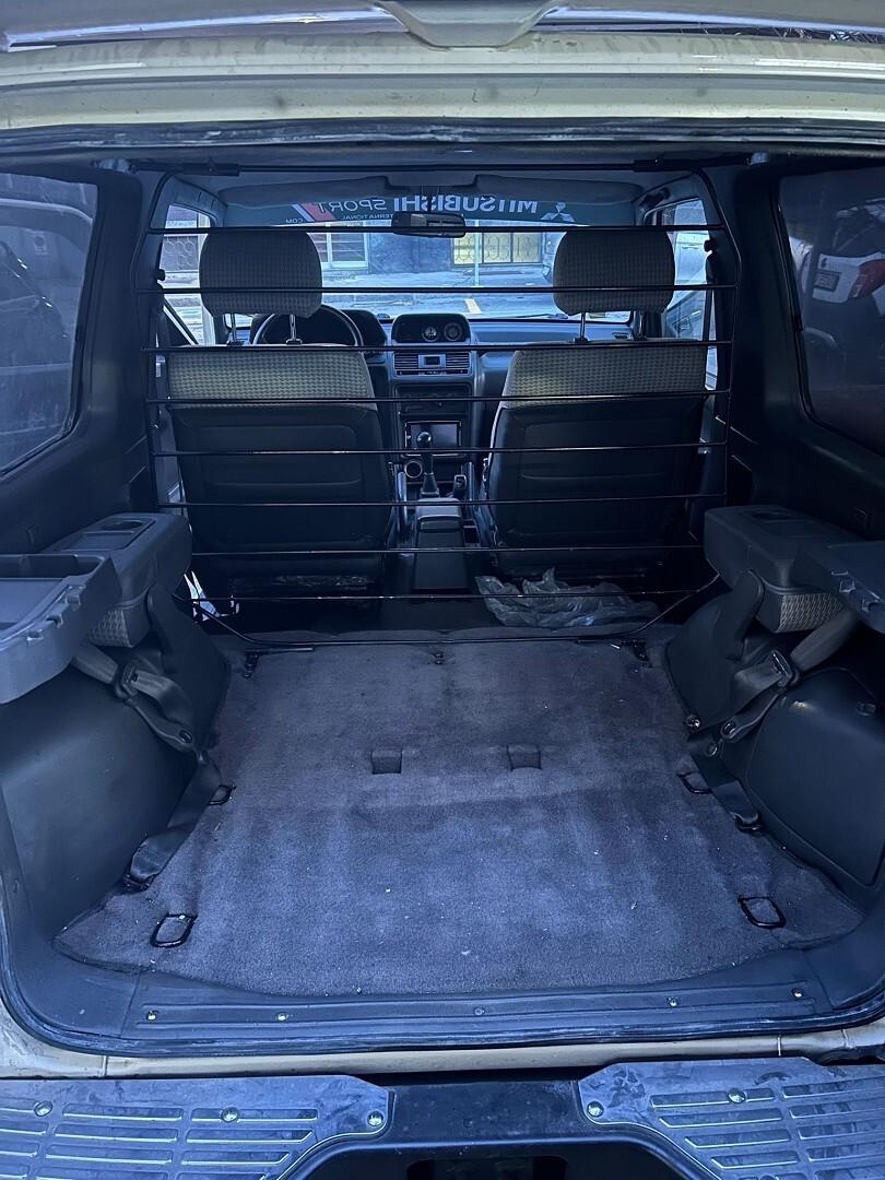 Mitsubishi Pajero iscirtto ASI con gancio traino
