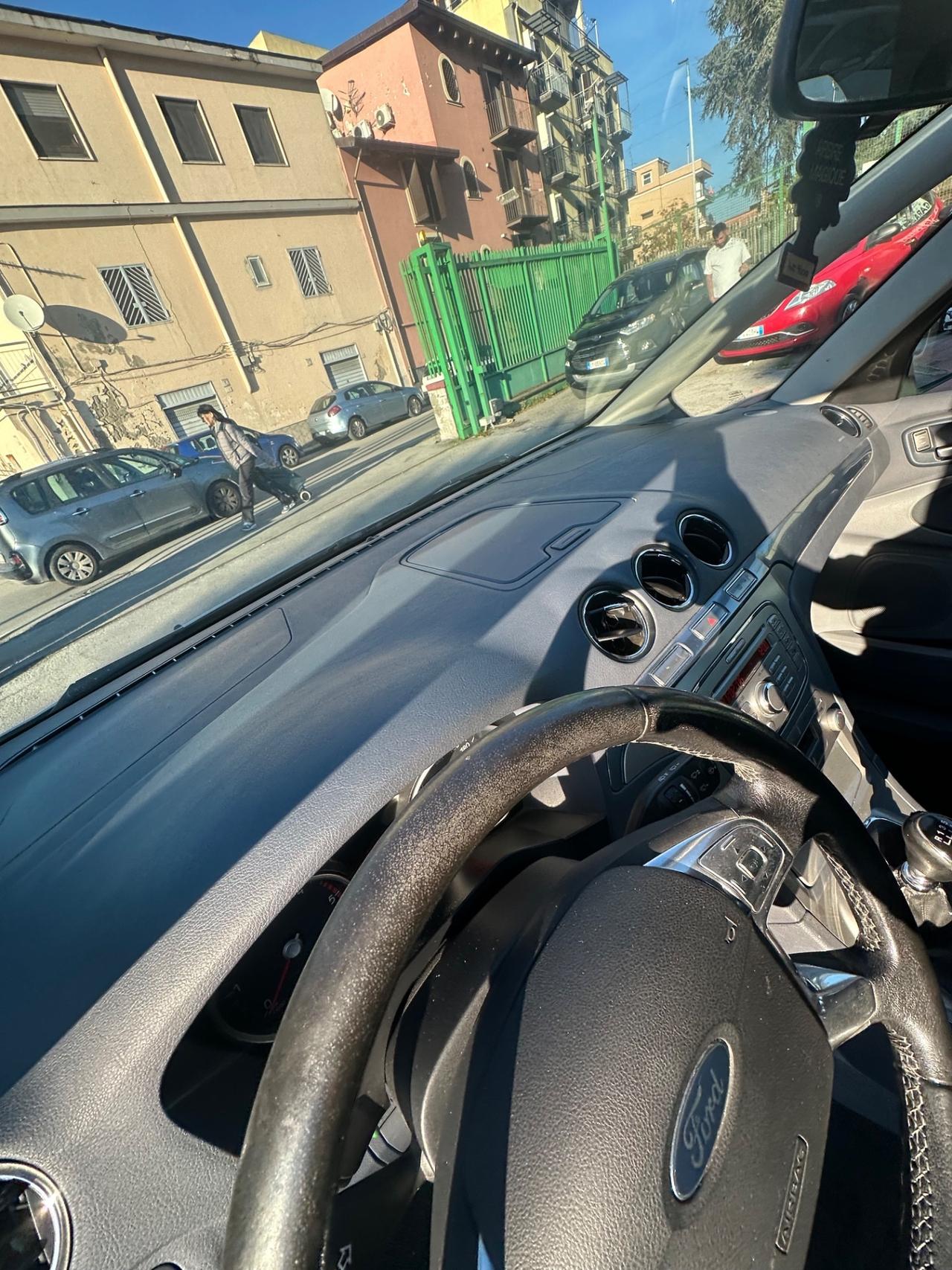 Ford S-Max 2.0 TDCi 140CV Titanium DPF