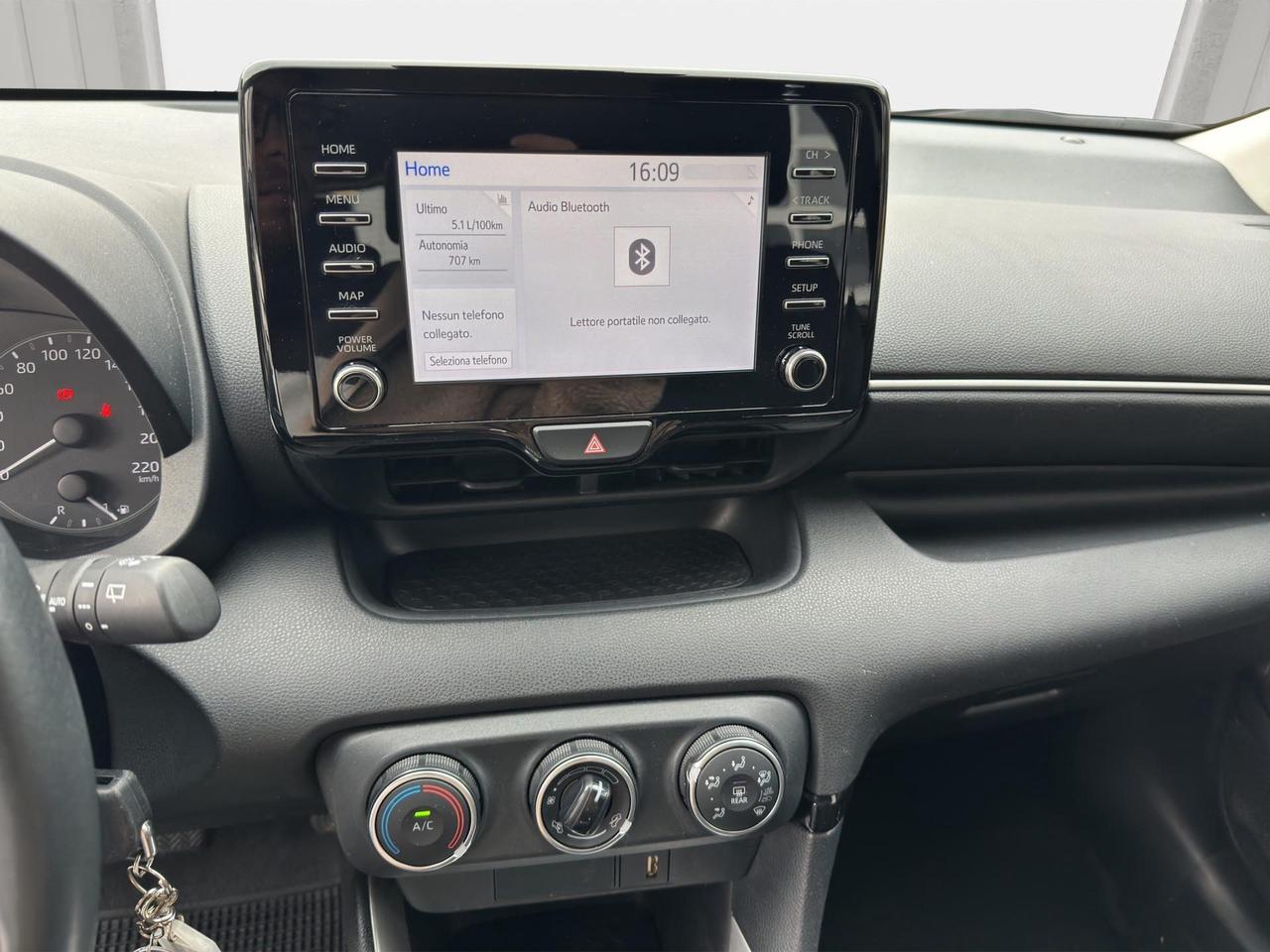 Toyota Yaris 1.0 Active